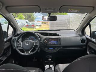 Toyota Yaris 2015 HYBRID - AUTOMATIC - NAVI - CAMERA-thumb-11