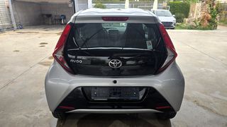 Toyota Aygo 2020 X-PLAY-thumb-5