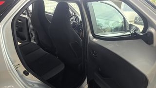Toyota Aygo 2020 X-PLAY-thumb-18