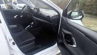 Toyota Yaris 2021 1.5 HYBRID-thumb-6