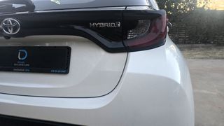 Toyota Yaris 2021 1.5 HYBRID-thumb-11