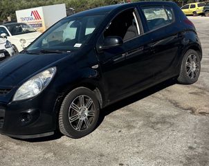 Hyundai i 20 2012-thumb-1