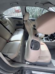 Ford Focus 2005-thumb-6