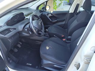 Peugeot 208 2014 ΙΔΑΝΙΚΟ ΓΙΑ ΝΕΟΥΣ ΟΔΗΓΟΥΣ-thumb-9