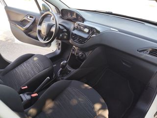 Peugeot 208 2014 ΙΔΑΝΙΚΟ ΓΙΑ ΝΕΟΥΣ ΟΔΗΓΟΥΣ-thumb-10