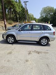 Toyota RAV 4 2004 VVTi