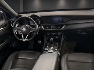 Alfa Romeo Stelvio 2018 Rosso Allestimento Executive Q4 210HP-thumb-5