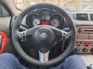 Alfa Romeo GT 2006 BERTONE-thumb-64