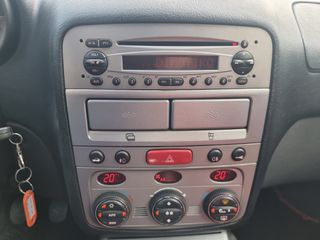Alfa Romeo GT 2006 BERTONE-thumb-52