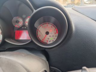 Alfa Romeo GT 2006 BERTONE-thumb-58