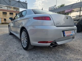 Alfa Romeo GT 2006 BERTONE-thumb-13