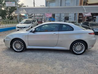 Alfa Romeo GT 2006 BERTONE-thumb-15