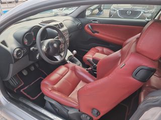 Alfa Romeo GT 2006 BERTONE-thumb-26