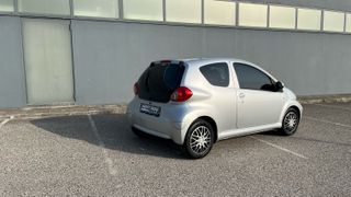 Toyota Aygo 2006-thumb-2