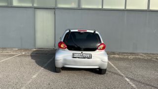 Toyota Aygo 2006-thumb-3