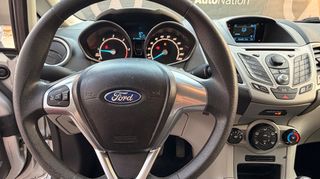 Ford Fiesta 2013 trend-thumb-15