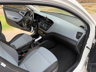 Hyundai i 20 2016-thumb-23