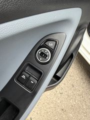 Hyundai i 20 2016-thumb-30