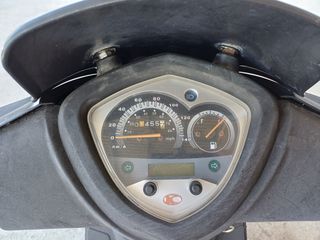 Kymco Agility 125 2012-thumb-6