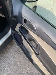 Ford B-Max 2016-thumb-26
