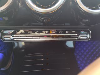 Mercedes-Benz CLA 180 2020 Amg line-thumb-36