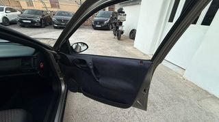 Opel Vectra 1995-thumb-13