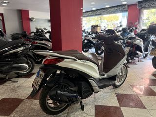 Piaggio Medley 125 2019 S-thumb-3
