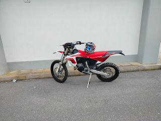 Yamaha YZ 125 2024-thumb-2