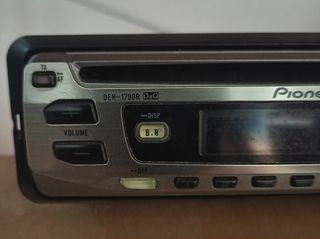 Pioneer DEH 1700R-thumb-2