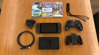 Nintendo Switch Γκρι – 2024 + 3 ΠΑΙΧΝΙΔΙΑ+ROAR CONTROLLER!