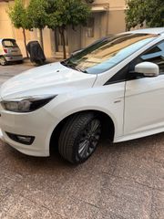 Ford Focus 2018 st Line