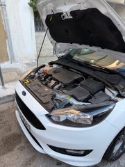 Ford Focus 2018 st Line-thumb-9