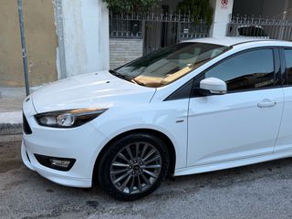 Ford Focus 2018 st Line-thumb-14