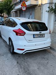 Ford Focus 2018 st Line-thumb-17