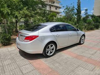 Opel Insignia 2012