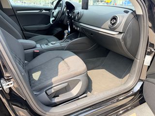 Audi A3 2015 S-TRONIC 1.6 TDI Attraction-thumb-25