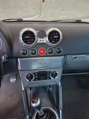 Audi TT 2002-thumb-17