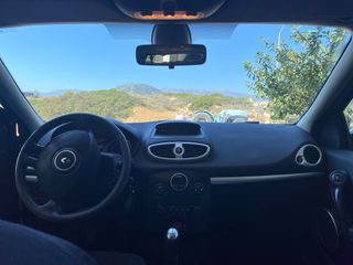 Renault Clio 2007-thumb-12