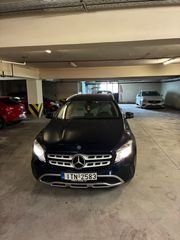 Mercedes-Benz GLA 180 2017