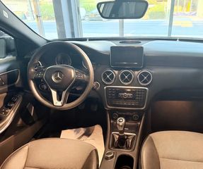 Mercedes-Benz A 180 2015 AMG 45s-thumb-10