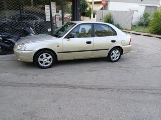 Hyundai Accent 2001