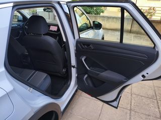 Volkswagen T-Roc 2021 Advance 1.0-thumb-18
