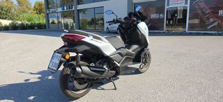 Yamaha XMAX 300 Tech Max+ EU5+ 2025-thumb-4