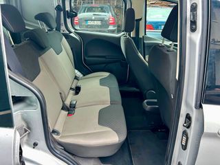 Ford Transit Courier 2019-thumb-9