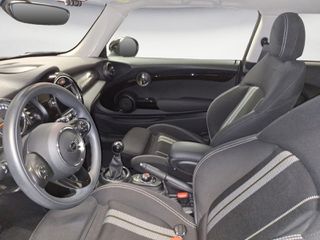 Mini Cooper S 2019 Panorama*Facelift*BiXenon - LED*Book Service*Ατρακαριστο*-thumb-2