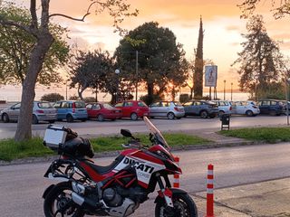 Ducati Multistrada 1200 S 2016 s-thumb-1