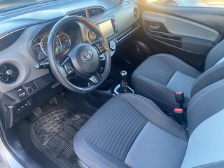 Toyota Yaris 2019 CAMERA FULL EXTRA EURO 6-thumb-9