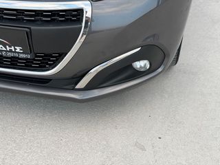 Peugeot 208 2018 1.2 PURETECH 100 / AUTO ΛΑΖΑΡΙΔΗΣ-thumb-6
