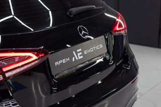 Mercedes-Benz A 160 2022 AMG line-thumb-6