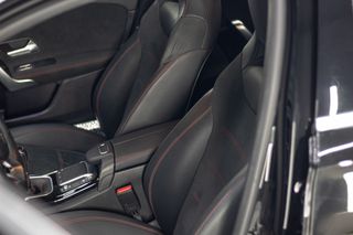 Mercedes-Benz A 160 2022 AMG line-thumb-11
